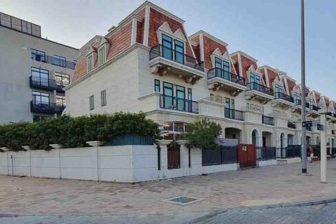 Mulberry Mansions, JVC