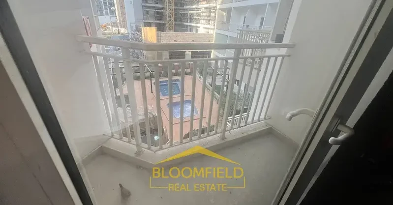 Unique Studio | Separate Living Room | Furnished