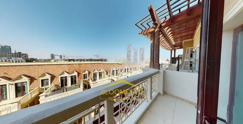 Massive 1 BR || Huge wardrobes || Next to Park